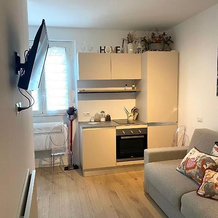 Accomodo Mim26 Monolocale Porta Venezia Apartment Milan Luaran gambar