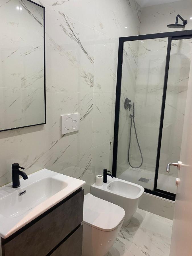 Accomodo Mim26 Monolocale Porta Venezia Apartment Milan Luaran gambar